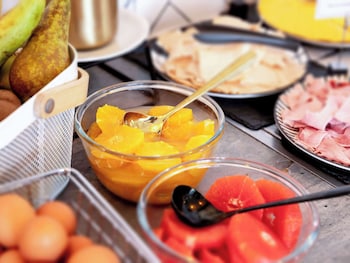 ibis styles paris gare de lest chateau landon hotel