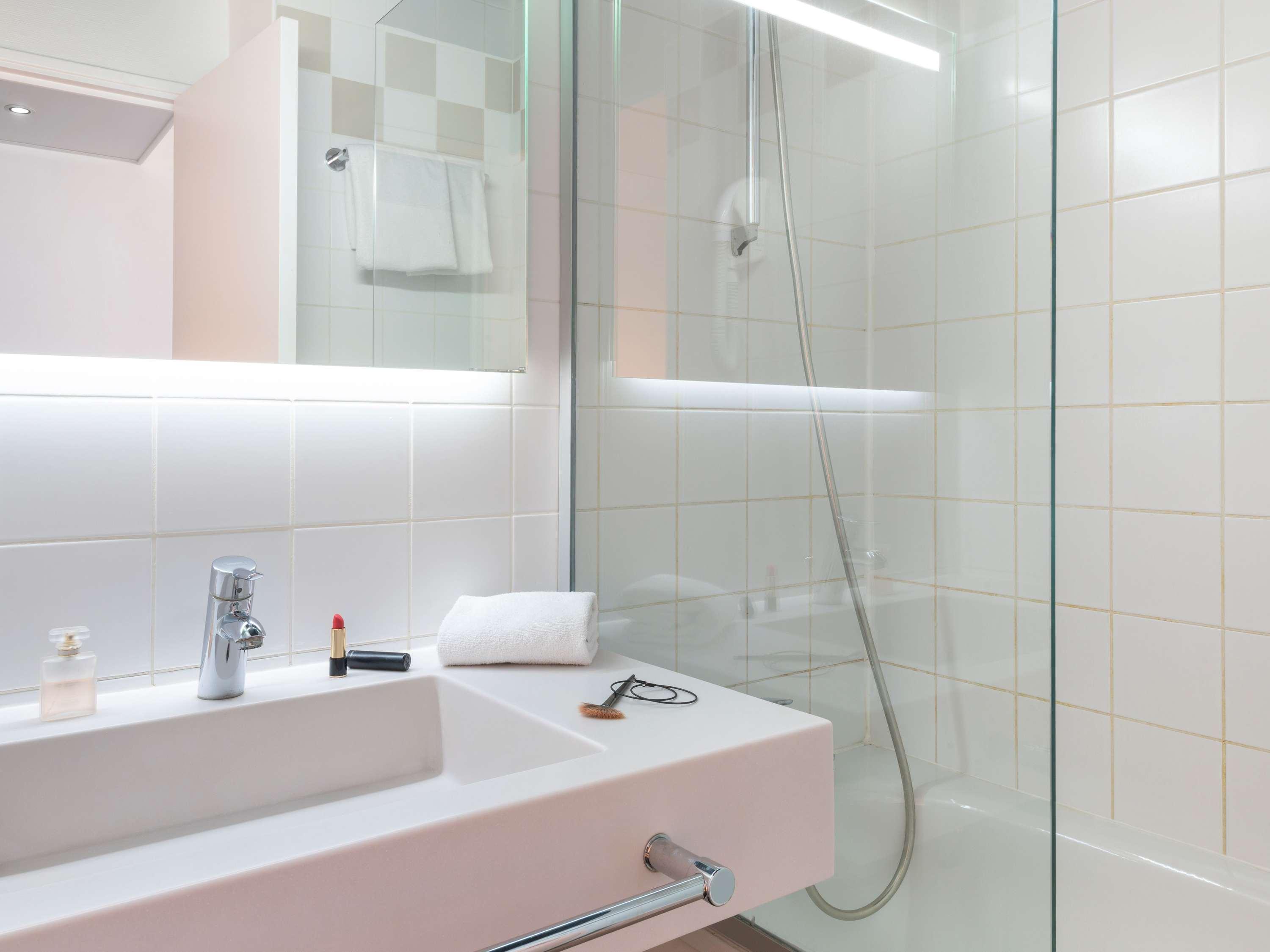 ibis styles paris gare de lest chateau landon hotel