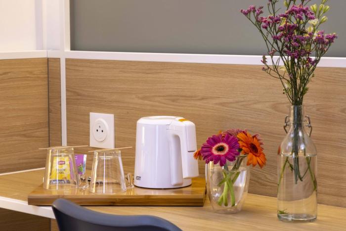 hotel paris louis blanc