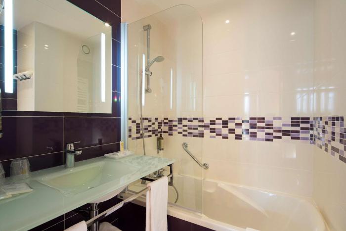 best western anjou lafayette opera