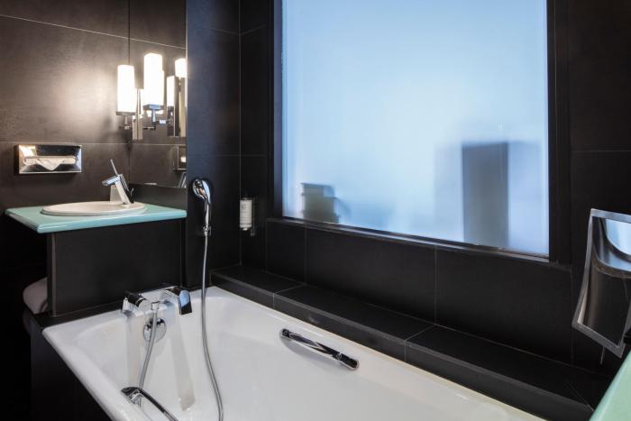 regents garden astotel