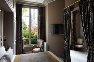 regents garden astotel