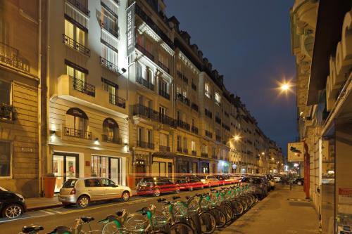 westside arc de triomphe hotel