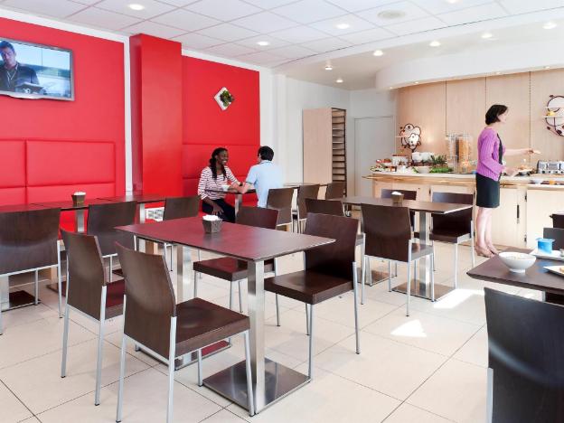 ibis paris ornano montmartre nord 18eme