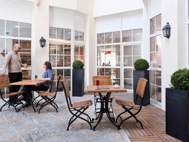 ibis paris ornano montmartre nord 18eme