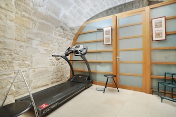 hotel de notre dame maitre albert