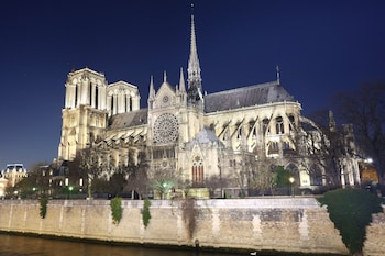 hotel de notre dame maitre albert