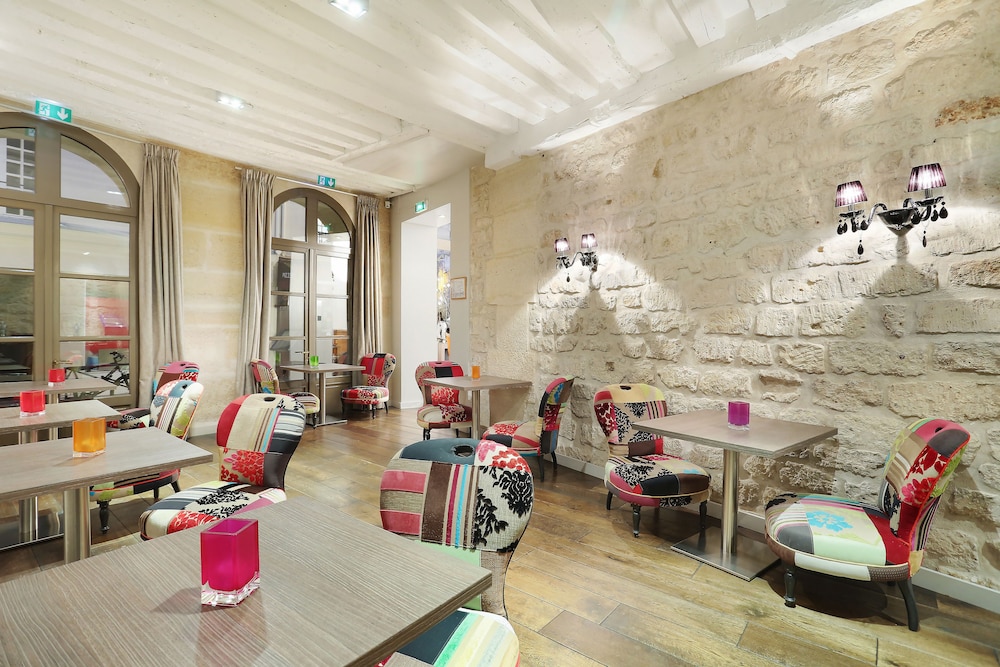 hotel de notre dame maitre albert