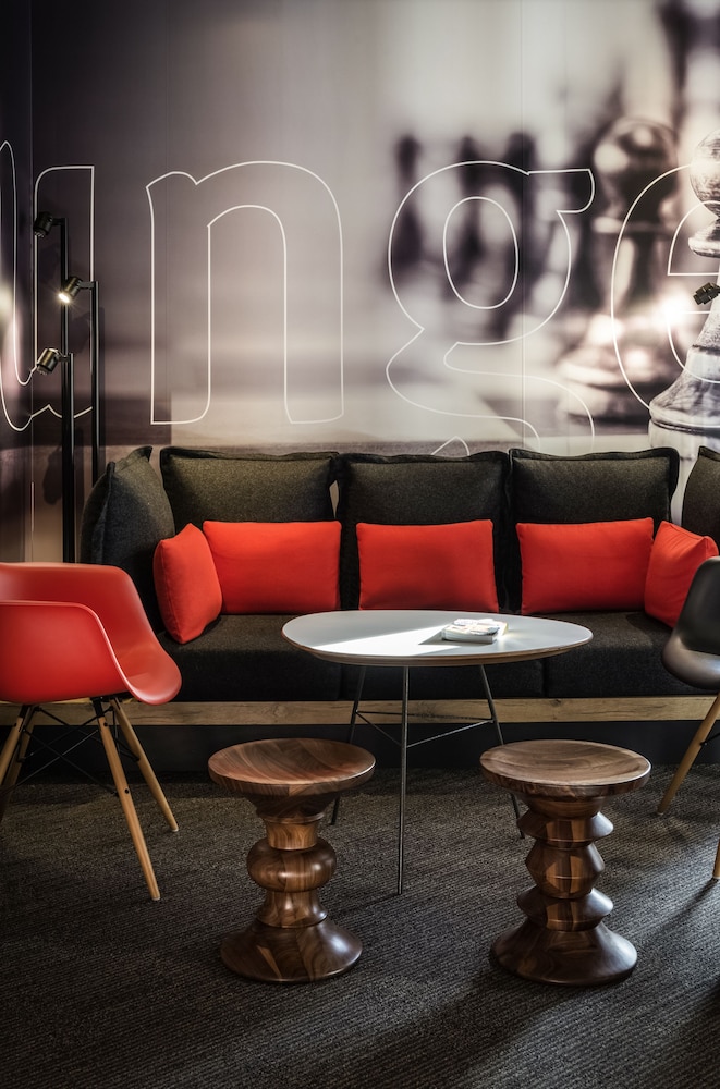 ibis paris la defense courbevoie