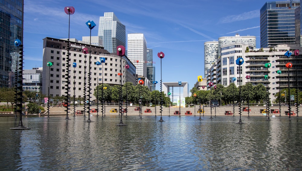citadines la defense paris