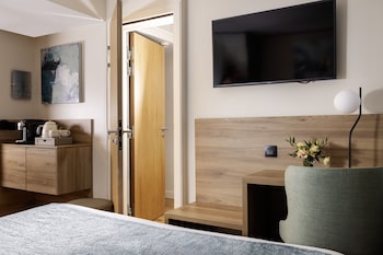 dream hotel opera and spa