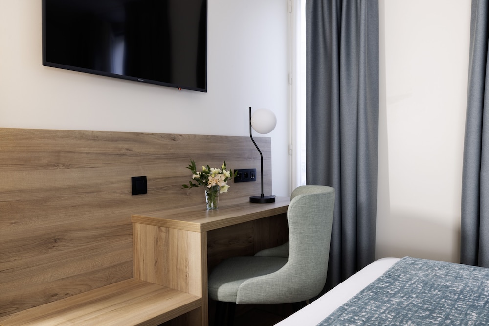 dream hotel opera and spa