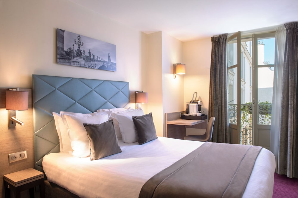 hotel aston