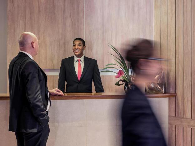 mercure paris porte dorleans hotel