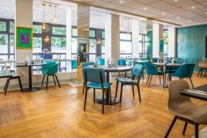 mercure paris porte dorleans hotel