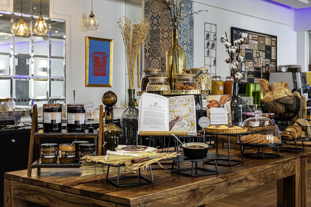 mercure paris porte dorleans hotel