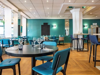 mercure paris porte dorleans hotel