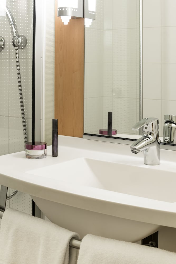 ibis paris porte de bercy