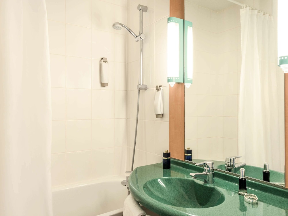 ibis paris porte de bercy