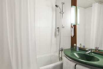 ibis paris porte de bercy