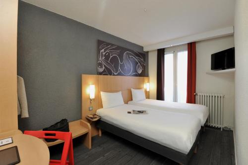 Ibis Paris Vaugirard Porte De Versailles,5 Rue Eugene Gibez,3 star