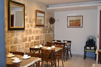 hotel williams opera adults only