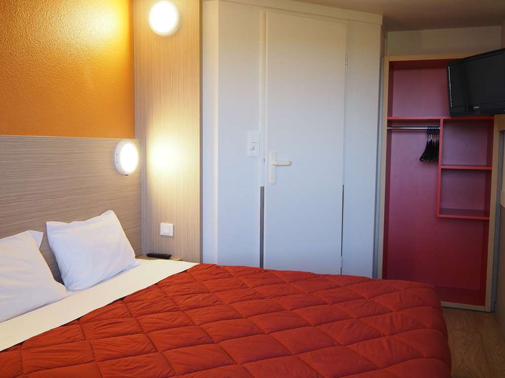 premiere classe saumur