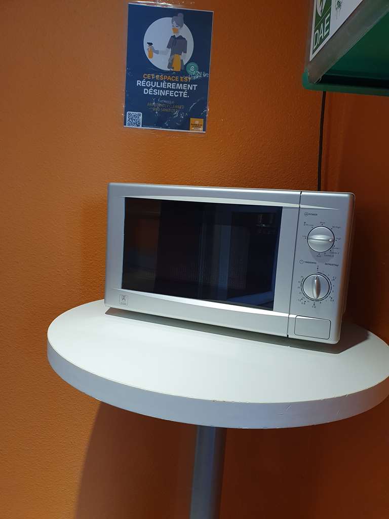 premiere classe saumur