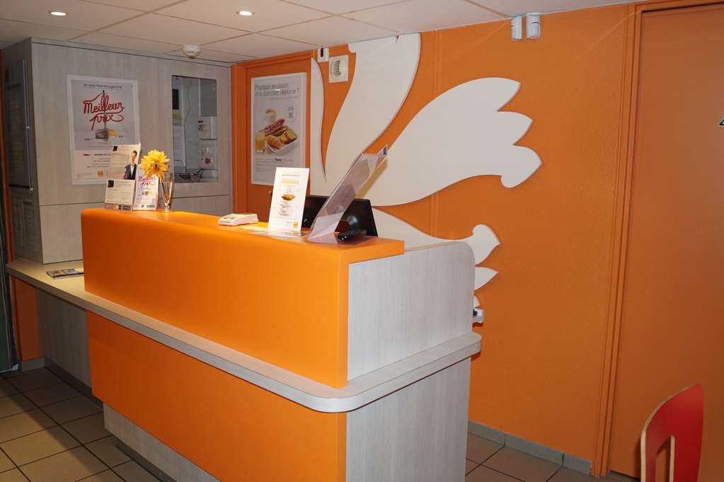 premiere classe saumur