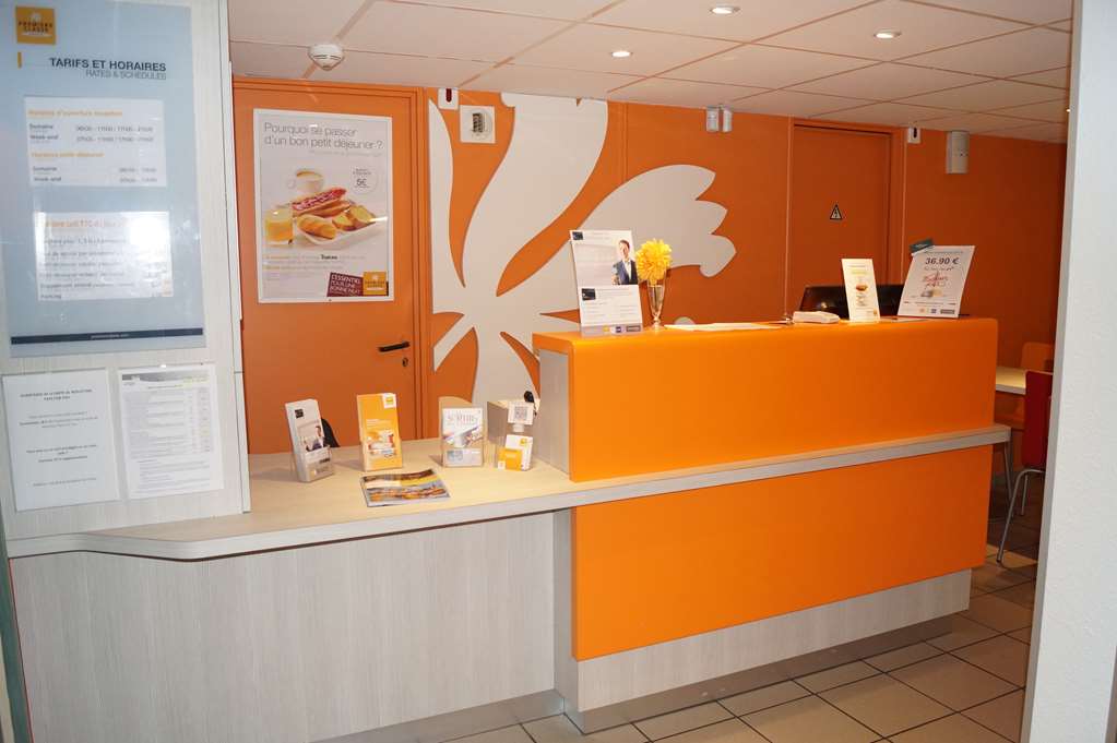 premiere classe saumur