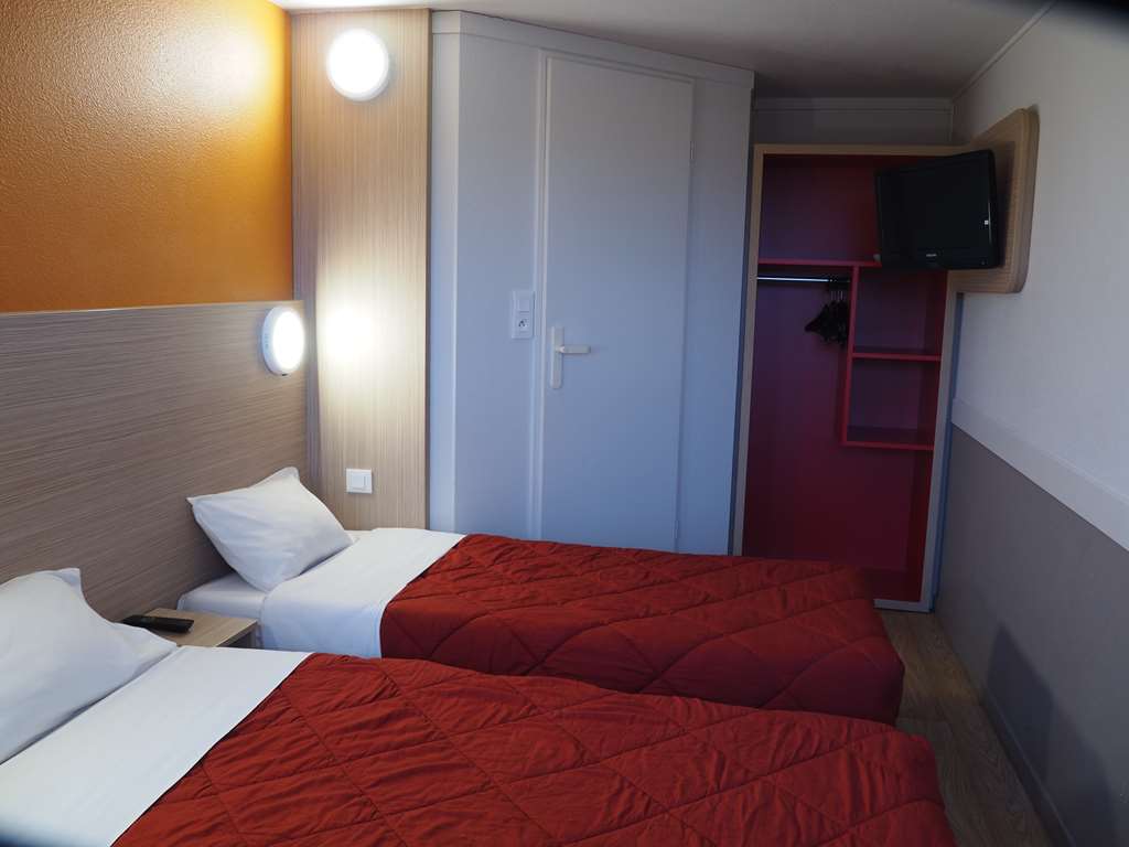 premiere classe saumur