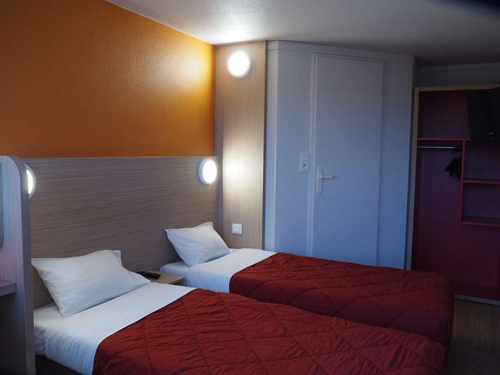 premiere classe saumur