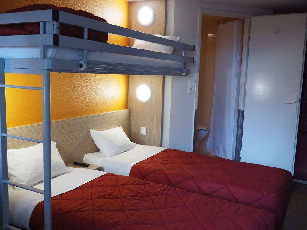 premiere classe saumur