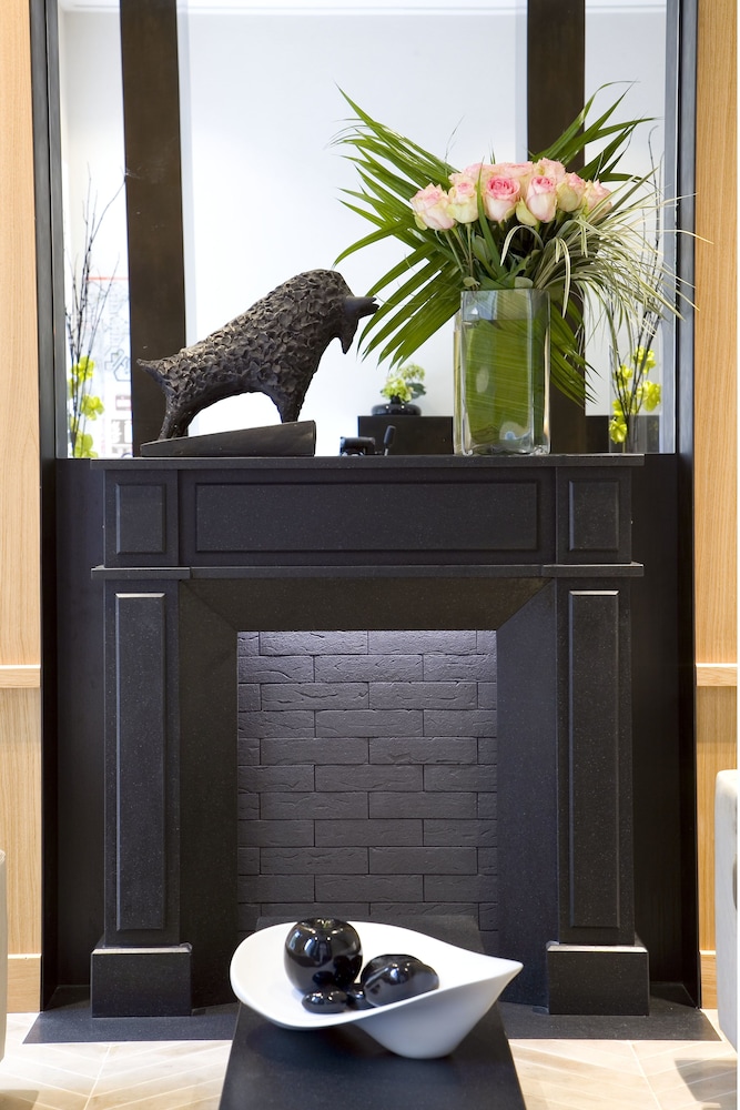 hotel marceau champs elysees