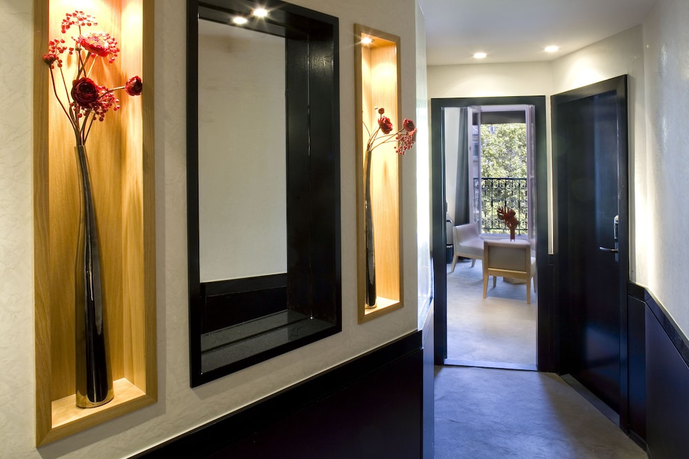 hotel marceau champs elysees