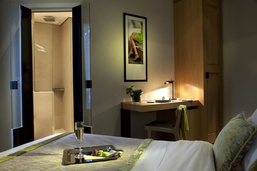 hotel marceau champs elysees