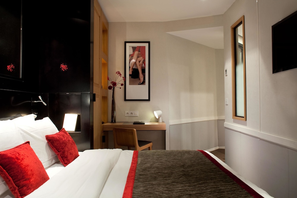 hotel marceau champs elysees