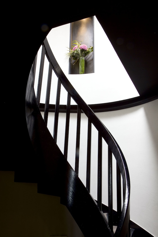 hotel marceau champs elysees