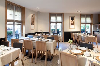 hotel marceau champs elysees