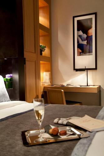 hotel marceau champs elysees