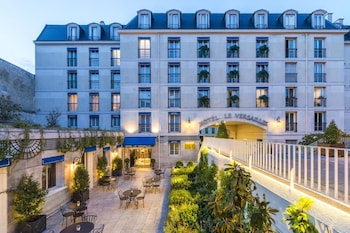 hotel le versailles