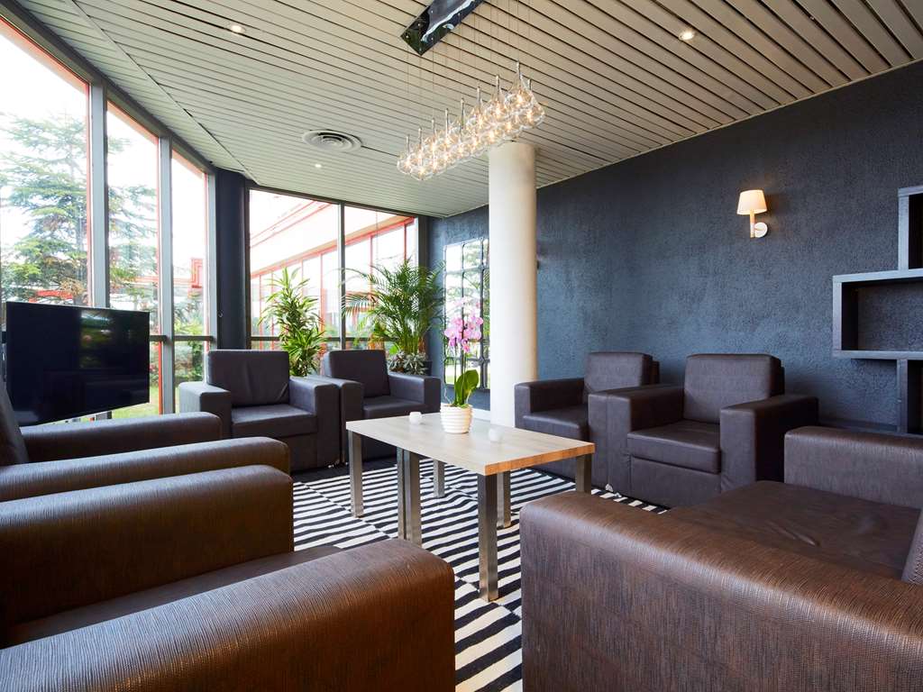 kyriad orly aeroport athis mons