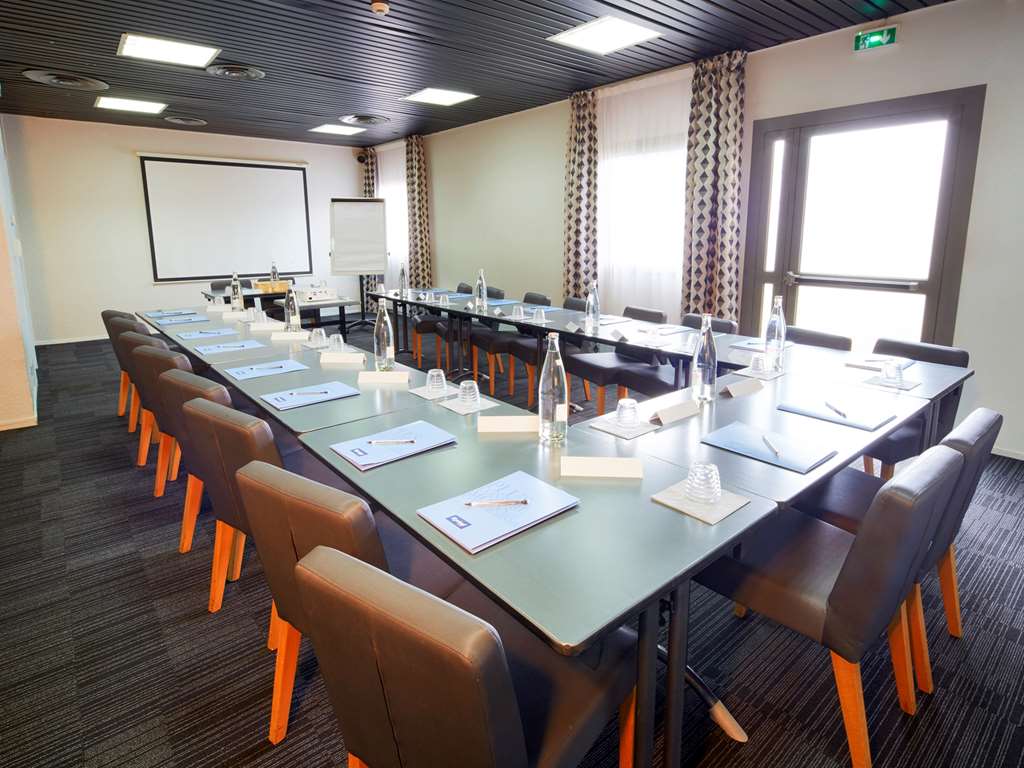 kyriad orly aeroport athis mons