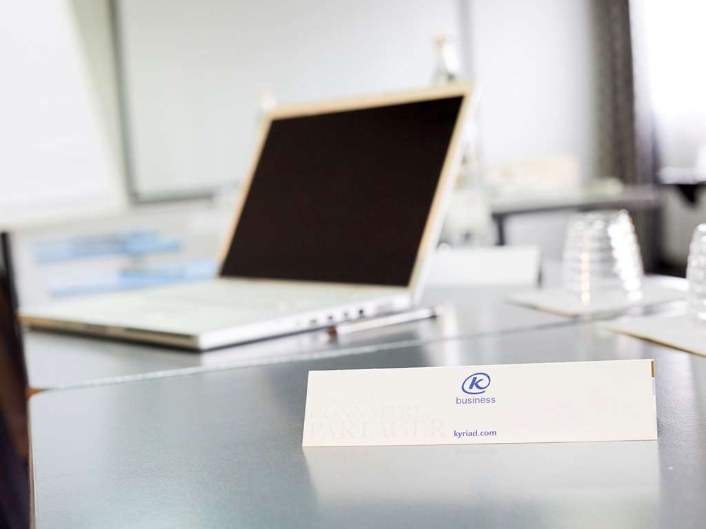 kyriad orly aeroport athis mons