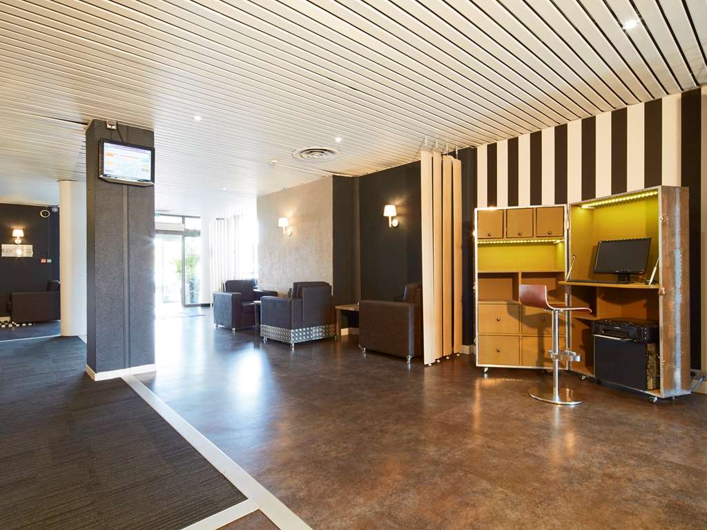 kyriad orly aeroport athis mons