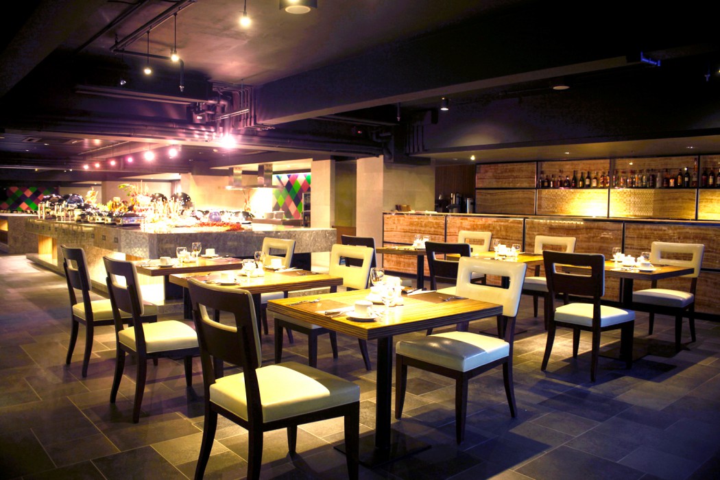 furama silom bangkok hotel