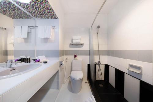 furama silom bangkok hotel