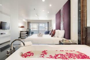 furama silom bangkok hotel