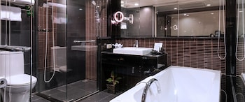 furama silom bangkok hotel