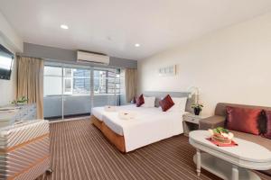 furama silom bangkok hotel